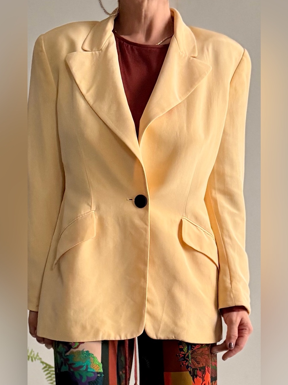 VINTAGE 1990s Linda Allard for Ellen Tracy Yellow Silk Blazer ✨